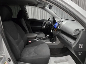 Внедорожник Toyota RAV4 2009 года, 1050000 рублей, Красноярск