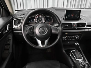 Седан Mazda 3 2016 года, 1530000 рублей, Ставрополь