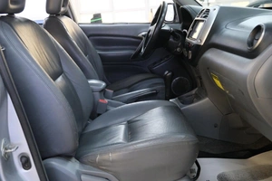 Внедорожник Toyota RAV4 2001 года, 849000 рублей, Омск