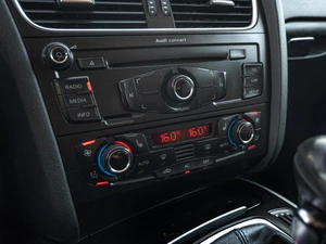 Седан Audi A4 2010 года, 879000 рублей, Краснодар