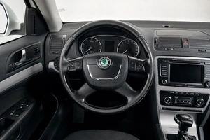 Лифтбек Skoda Octavia 2012 года, 1019000 рублей, Челябинск