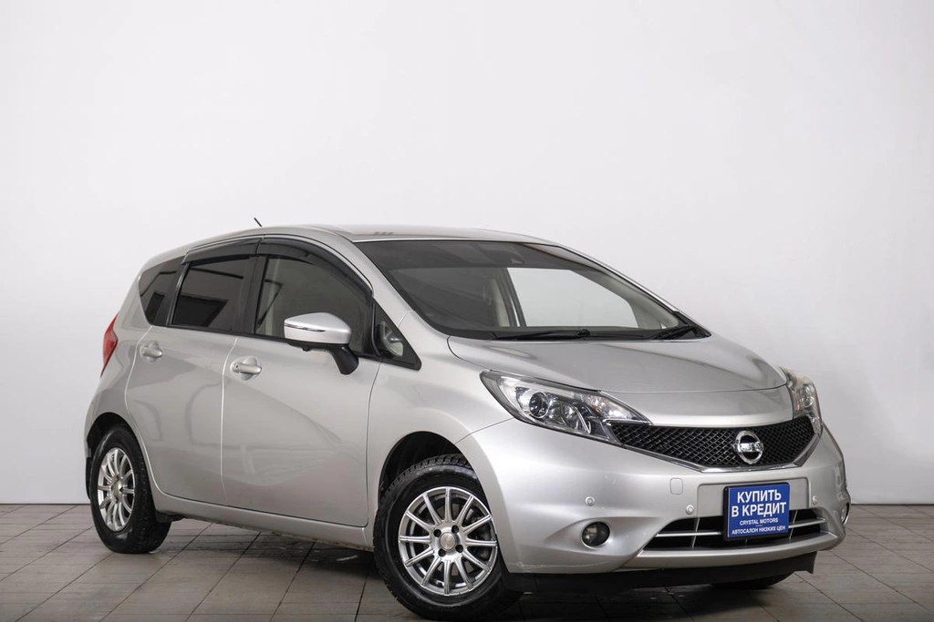 Хетчбэк Nissan Note 2016 года, 1049000 рублей, Томск