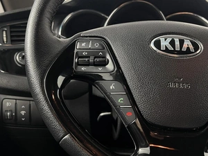 Хетчбэк Kia Ceed 2013 года, 919900 рублей, Казань
