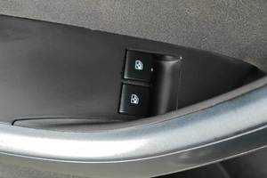 Седан Opel Astra 2012 года, 739000 рублей, Тюмень