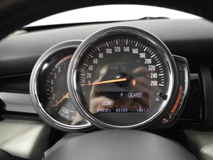 Хетчбэк MINI Cooper 2019 года, 1957900 рублей, Казань