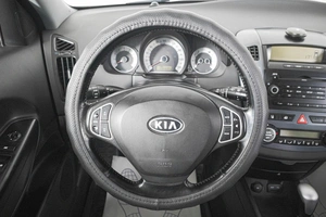 Универсал Kia Ceed 2008 года, 649000 рублей, Кемерово