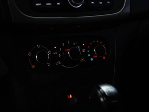 Седан Renault Logan Stepway 2019 года, 949050 рублей, Москва