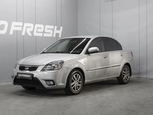 Седан Kia Rio 2010 года, 460000 рублей, Омск
