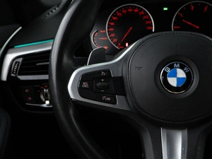 Седан BMW 5 серия 2018 года, 3997077 рублей, Москва