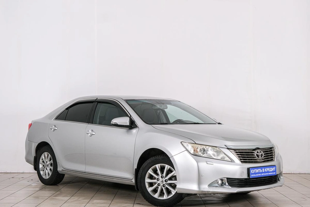 Седан Toyota Camry 2012 года, 1649000 рублей, Красноярск