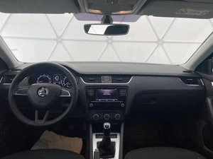 Седан Skoda Octavia 2018 года, Брянск