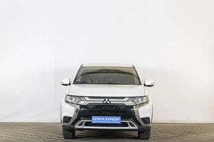Внедорожник Mitsubishi Outlander 2018 года, 1859000 рублей, Тюмень