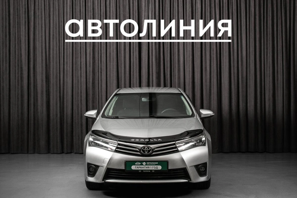 Седан Toyota Corolla 2013 года, 1280000 рублей, Красноярск