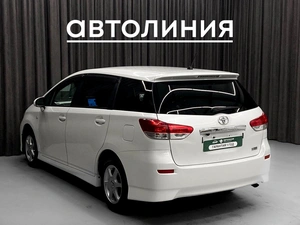 Минивэн Toyota Wish 2009 года, 1150000 рублей, Красноярск