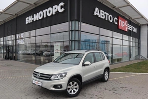 Внедорожник Volkswagen Tiguan 2013 года, 1470000 рублей, Мирное