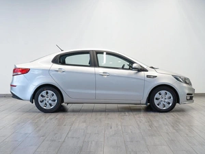 Седан Kia Rio 2016 года, 1199000 рублей, Саратов