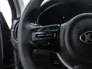 Седан Kia Rio 2018 года, 1280000 рублей, Красноярск