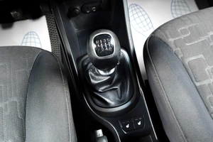 Хетчбэк Kia Rio 2016 года, 979000 рублей, Тюмень