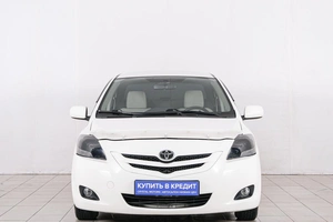Хетчбэк Toyota Yaris 2008 года, 549000 рублей, Красноярск
