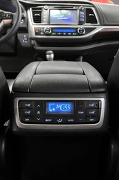 Внедорожник Toyota Highlander 2014 года, 2850000 рублей, Красноярск