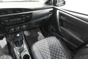 Седан Toyota Corolla 2013 года, 1359000 рублей, Новокузнецк