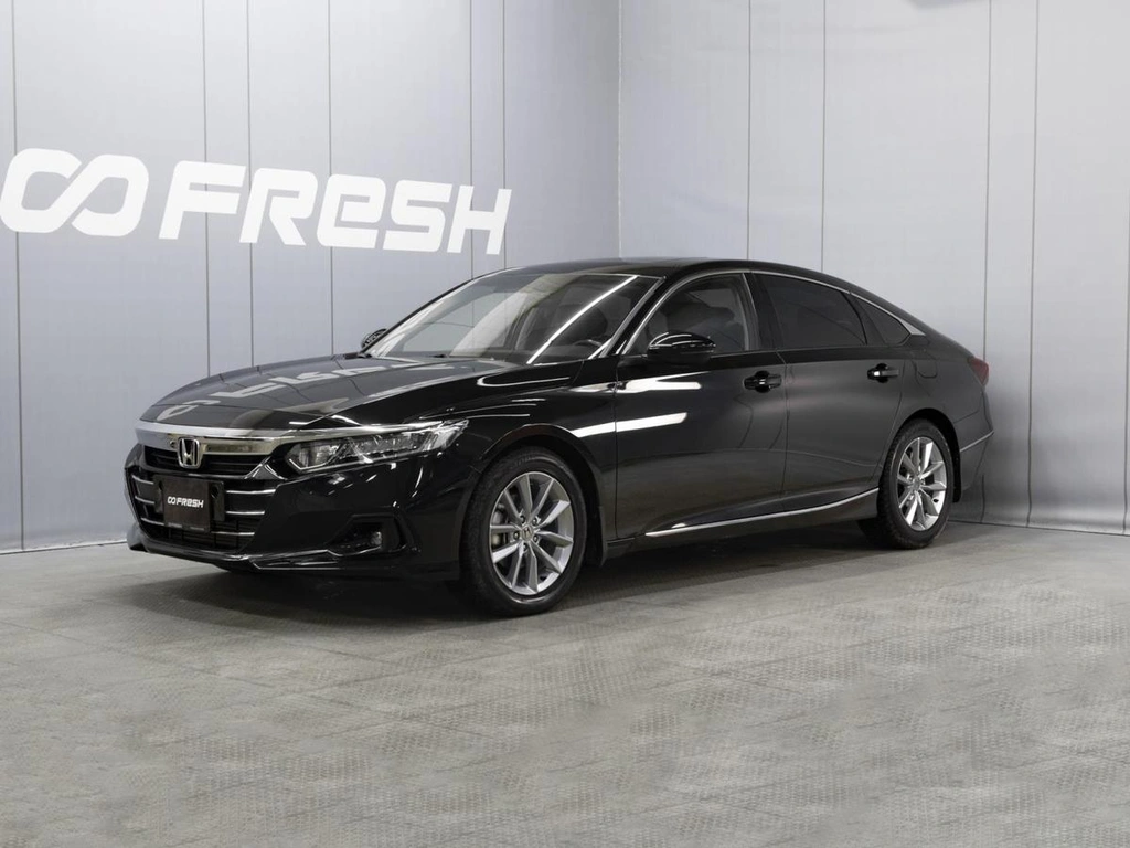 Седан Honda Accord 2021 года, 3160000 рублей, Омск