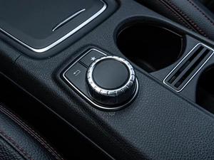 Внедорожник Mercedes-benz GLA-класс 2018 года, 2495000 рублей, Краснодар