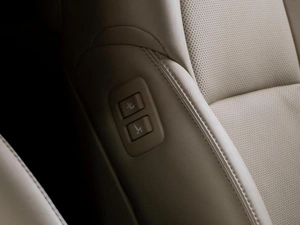 Минивэн Toyota Alphard 2018 года, 4200000 рублей, Тюмень