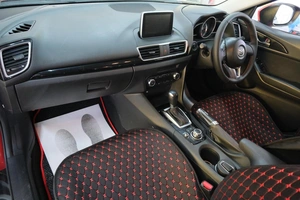 Седан Mazda Axela 2014 года, 1349000 рублей, Омск