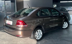 Седан Volkswagen Polo 2016 года, 1089000 рублей, Абакан