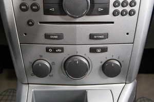 Седан Opel Astra 2010 года, 689000 рублей, Пермь