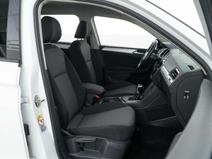 Внедорожник Volkswagen Tiguan 2021 года, 2099050 рублей, Москва