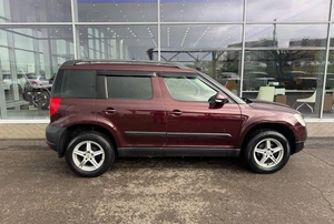 Внедорожник Skoda Yeti 2012 года, 675000 рублей, Солонцы