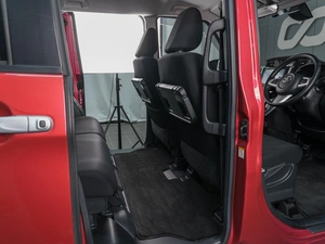 Минивэн Toyota Roomy 2017 года, 1329000 рублей, Сургут
