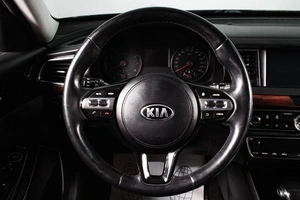 Седан Kia K7 2016 года, 2089000 рублей, Сургут