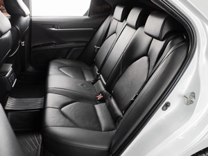 Седан Toyota Camry 2018 года, 2679000 рублей, Тюмень