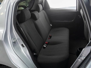 Хетчбэк Toyota Vitz 2017 года, 929000 рублей, Тюмень