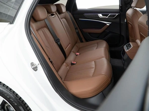 Седан Audi A6 2021 года, 5949999 рублей, Москва