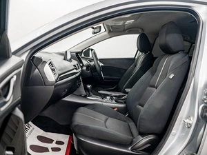 Хетчбэк Mazda Axela 2017 года, 1270000 рублей, Красноярск