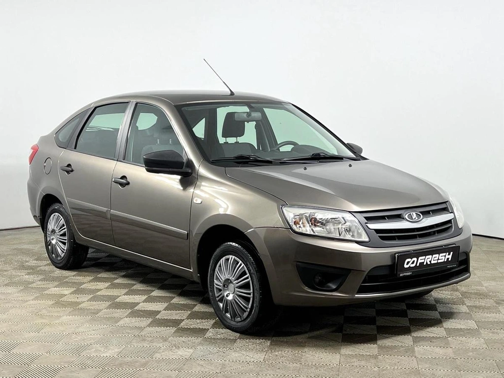 Лифтбек ВАЗ (LADA) Granta 2017 года, 449100 рублей, Казань