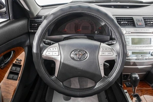 Седан Toyota Camry 2008 года, 1199000 рублей, Барнаул