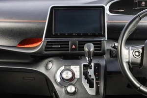 Минивэн Toyota Sienta 2020 года, 1889000 рублей, Новосибирск