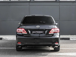 Седан Toyota Corolla 2010 года, 1044000 рублей, Кирилловка