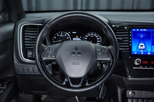 Внедорожник Mitsubishi Outlander 2021 года, 2577000 рублей, Красноярск