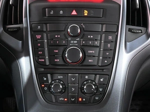 Хетчбэк Opel Astra GTC 2012 года, 1179000 рублей, Ростов-на-Дону