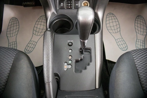 Внедорожник Toyota RAV4 2011 года, 1739000 рублей, Пермь