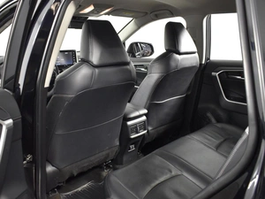 Внедорожник Toyota RAV4 2019 года, 3762900 рублей, Казань