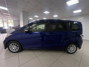 Минивэн Honda Freed 2015 года, 1299000 рублей, Ачинск