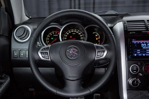 Внедорожник Suzuki Grand Vitara 2011 года, 1177000 рублей, Красноярск