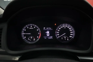 Седан Hyundai Sonata 2019 года, 2170000 рублей, Курск